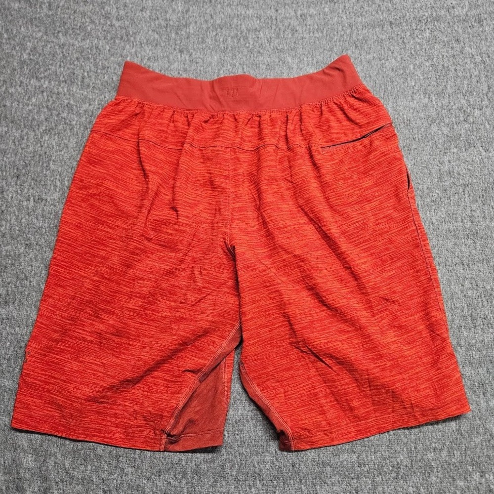 Lululemon T.H.E. Short Mens Small Red Space Dye Heathered 10 Inch Linerless - Picture 6 of 10